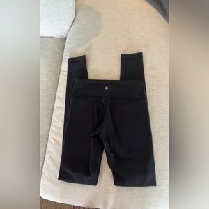 Size 2 long black lululemon leggings
